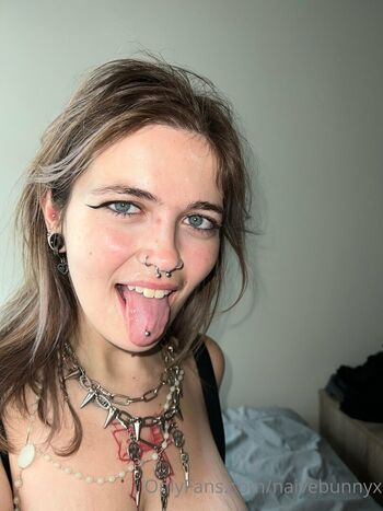 naivebunnyx