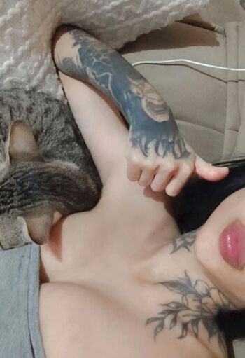 Novinhas Com Peitos Pequenos
