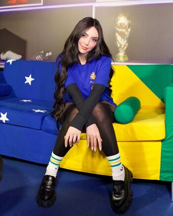 Nyvi Estephan