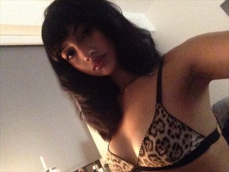 oliviaraynn