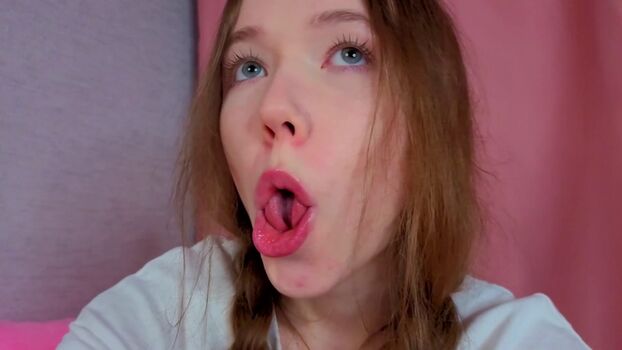 pearly_peach_