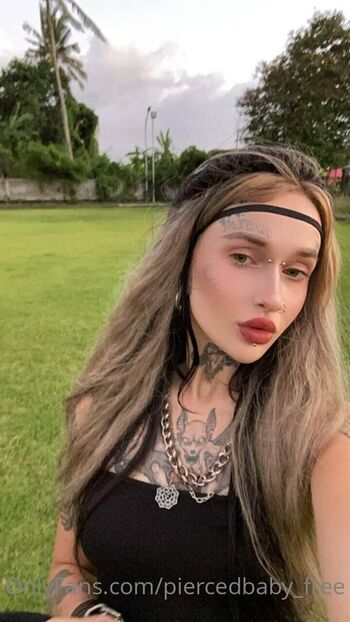 piercedbaby_free