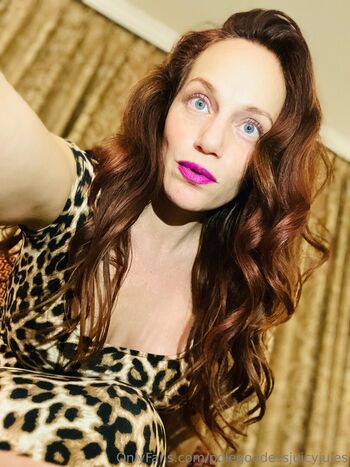 polegoddessjuicyjules