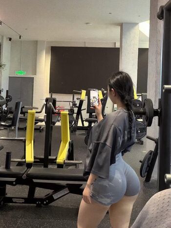 俏妞qiaoniuTT