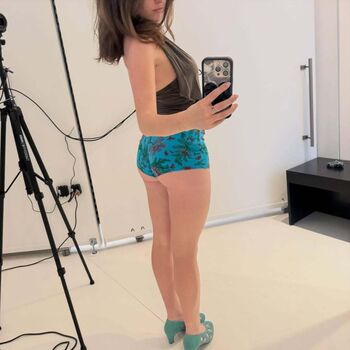 Rachel Anne Sennott