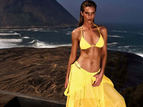 Rosie Huntington-Whiteley