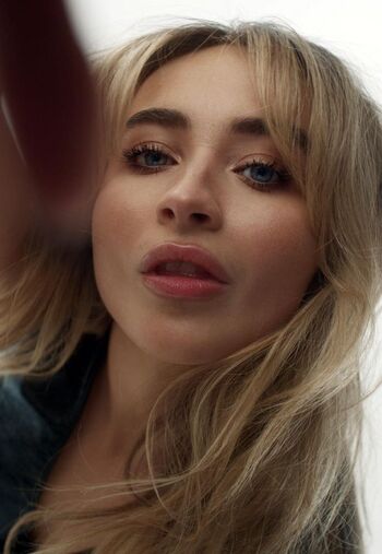 Sabrina Carpenter