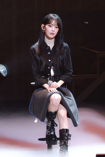 Sakura Miyawaki 宮脇 咲良