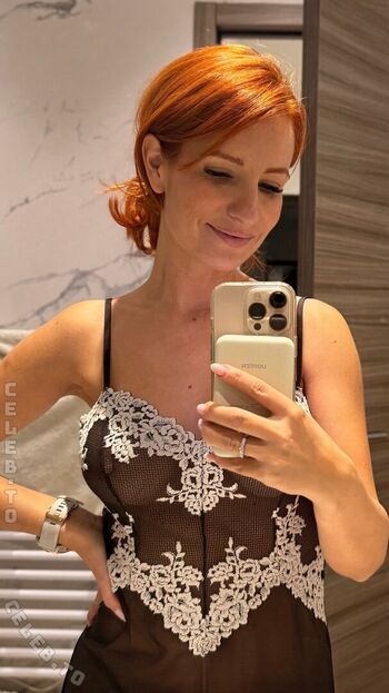 Saturdaywife