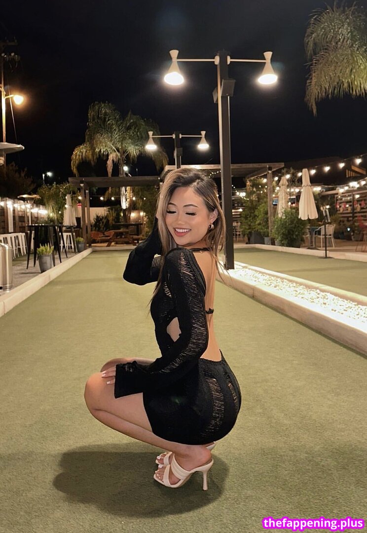 Savannah Xiong Hmong