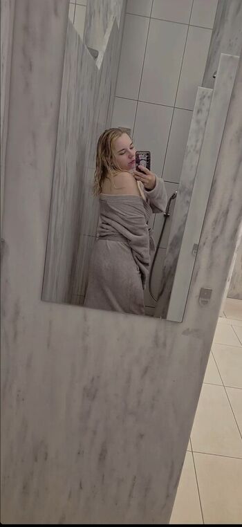 Sen Cosplay