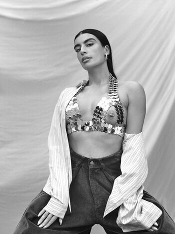sevdaliza