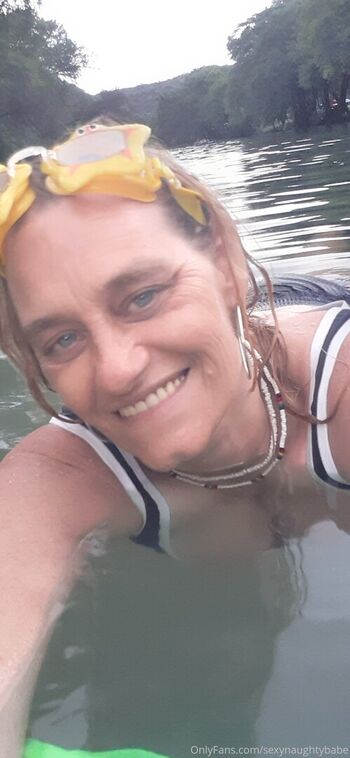 sexynaughtybabe