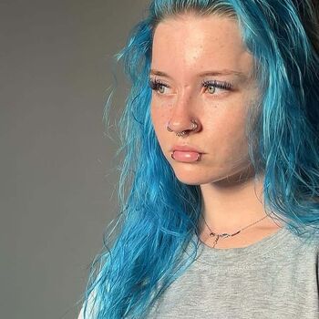 Shae Evans / YEETFEET