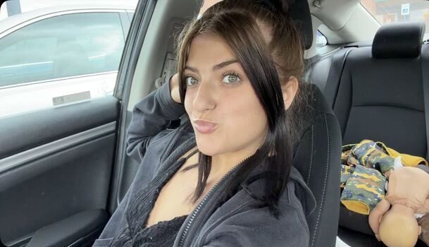 Shaniamarie03
