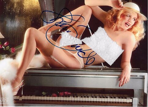 Shannon Tweed