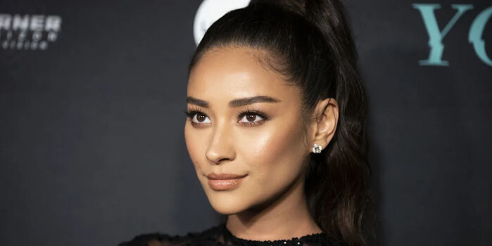 Shay Mitchell