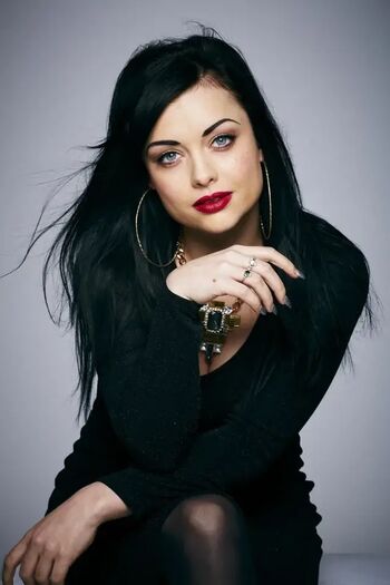 Shona McGarty