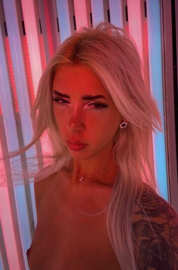 Skylar080700