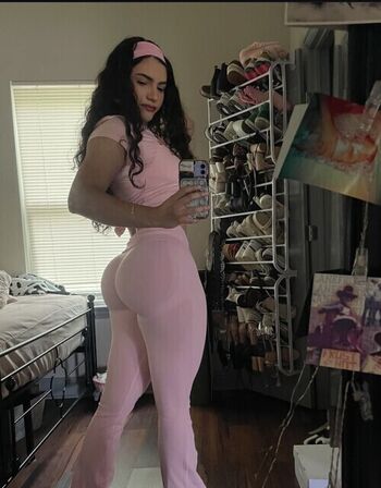 Slim Women With A Big Ass