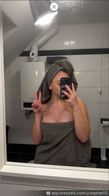 _.sophie05._