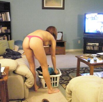 String Voyeur