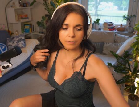 Tania Derveaux