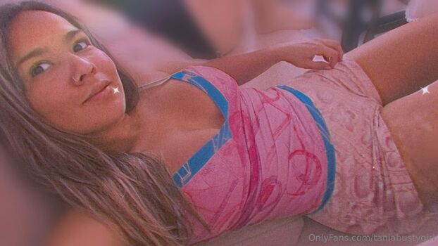 taniabustygirl