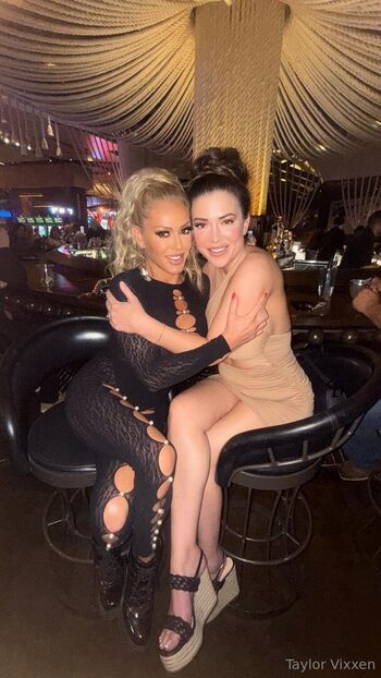 taylorvixxenfree