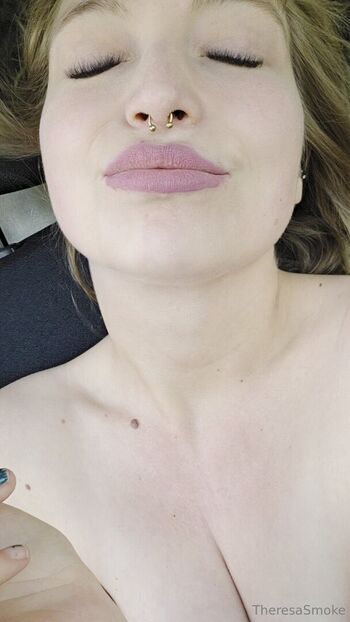 theresasmoke