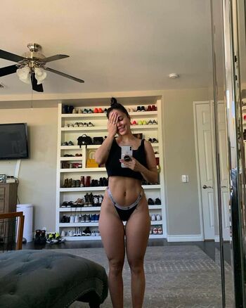 Tianna Gregory