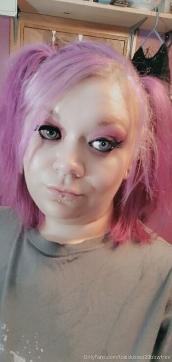 toxickissez20bbwfree