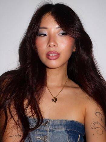 Vivian Marie Wong