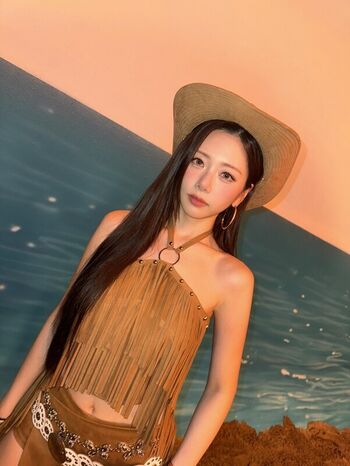 WomenK-pop