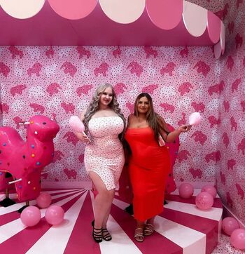 yourcurvystacy