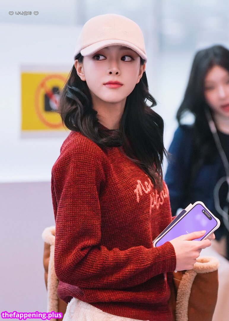 Yuna - ITZY (유나, Shin Yu Na)