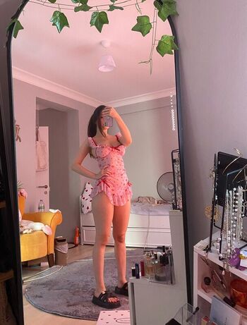 Zeynepiksy . Zeynep