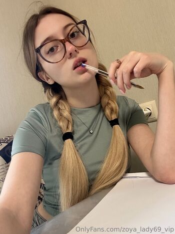 zoya_lady69_vip